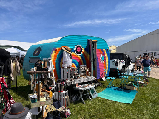 Who loves vintage markets!?