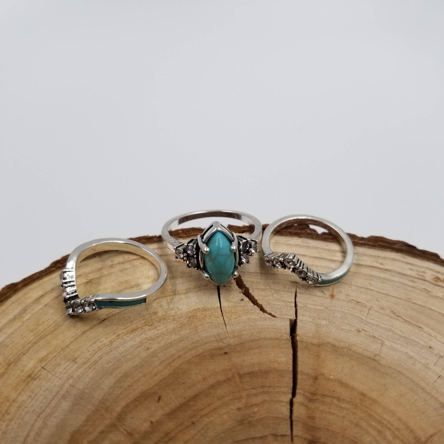 CHAKRA JEWELRY - Silver Vintage Turquoise & Diamond Ring Set Of 3: 8