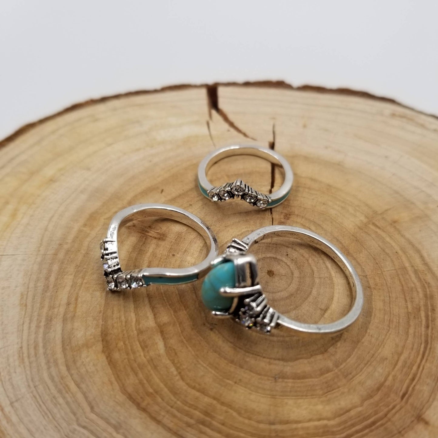 CHAKRA JEWELRY - Silver Vintage Turquoise & Diamond Ring Set Of 3: 9