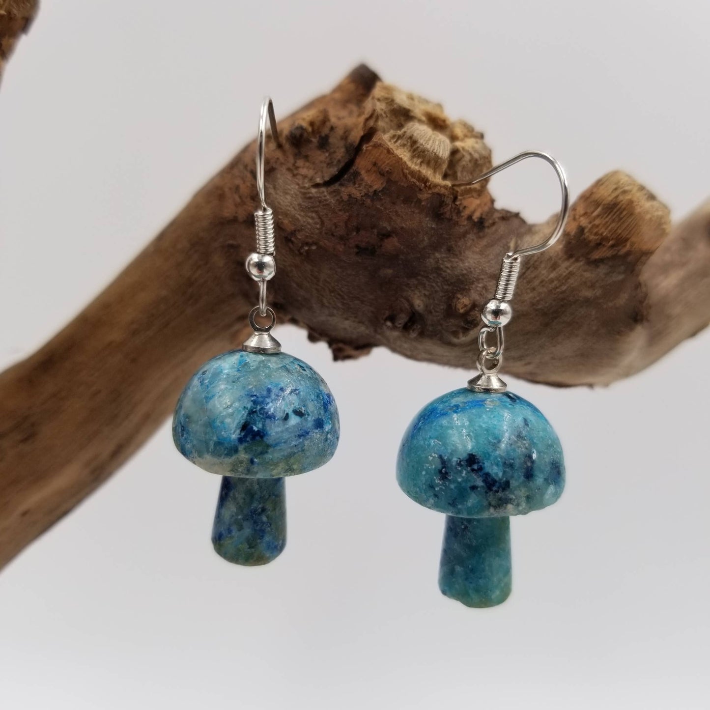 CHAKRA JEWELRY - Natural Stone Mushroom Earrings: Green