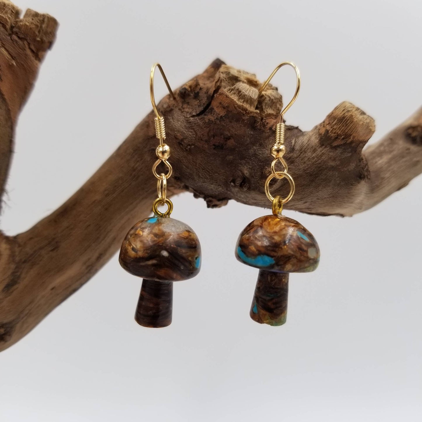 CHAKRA JEWELRY - Natural Stone Mushroom Earrings: Green