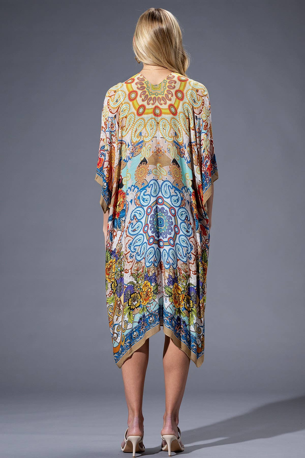 Urbanista - Gold Blue Mandala Kimono