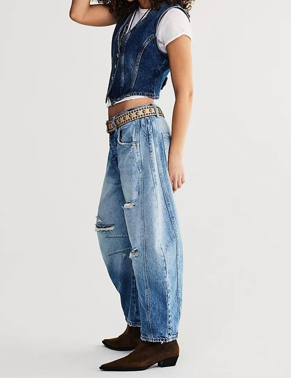 Hip Barrel Jeans