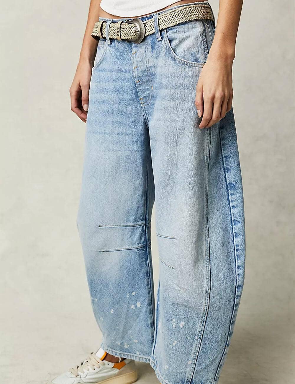 Hip Barrel Jeans