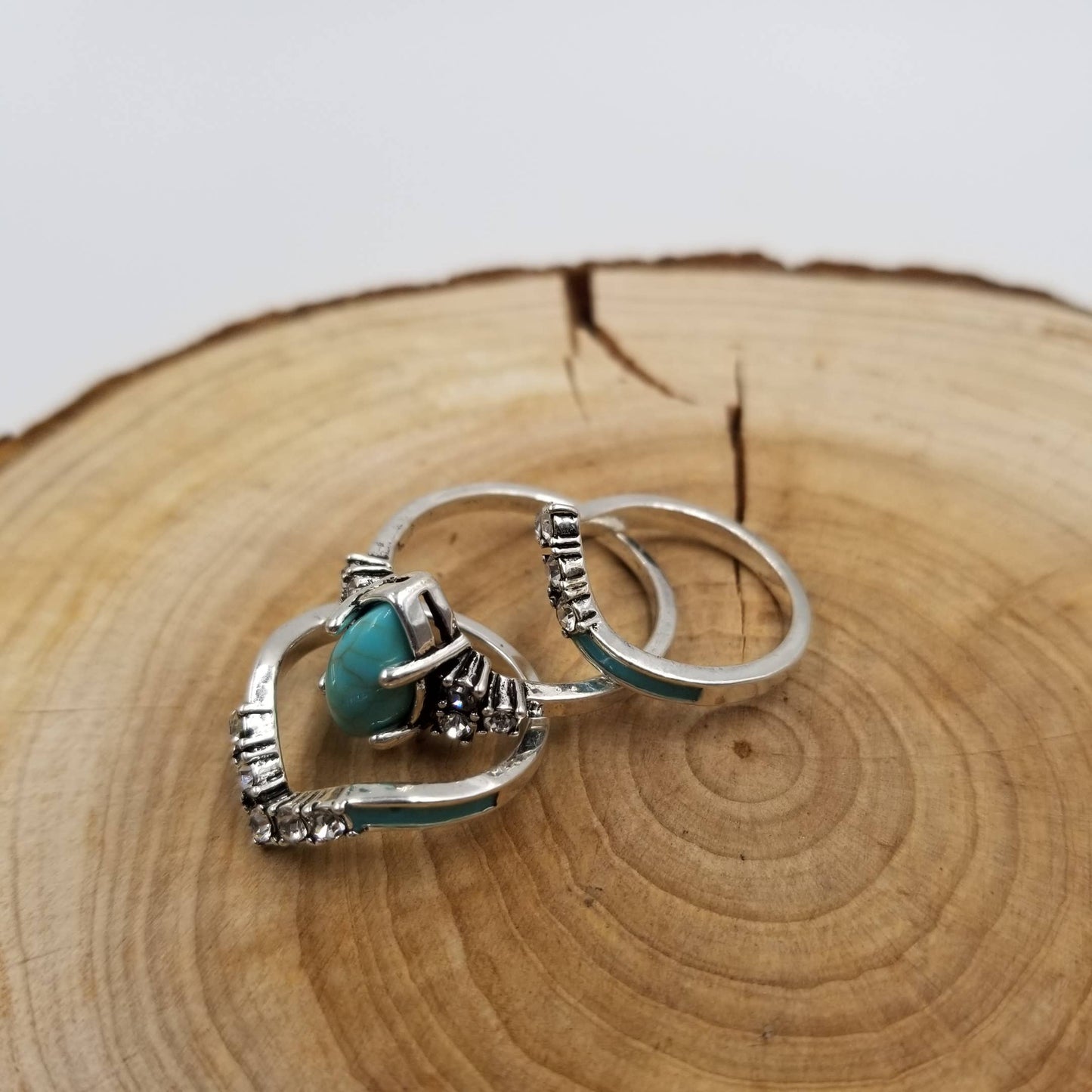CHAKRA JEWELRY - Silver Vintage Turquoise & Diamond Ring Set Of 3: 8