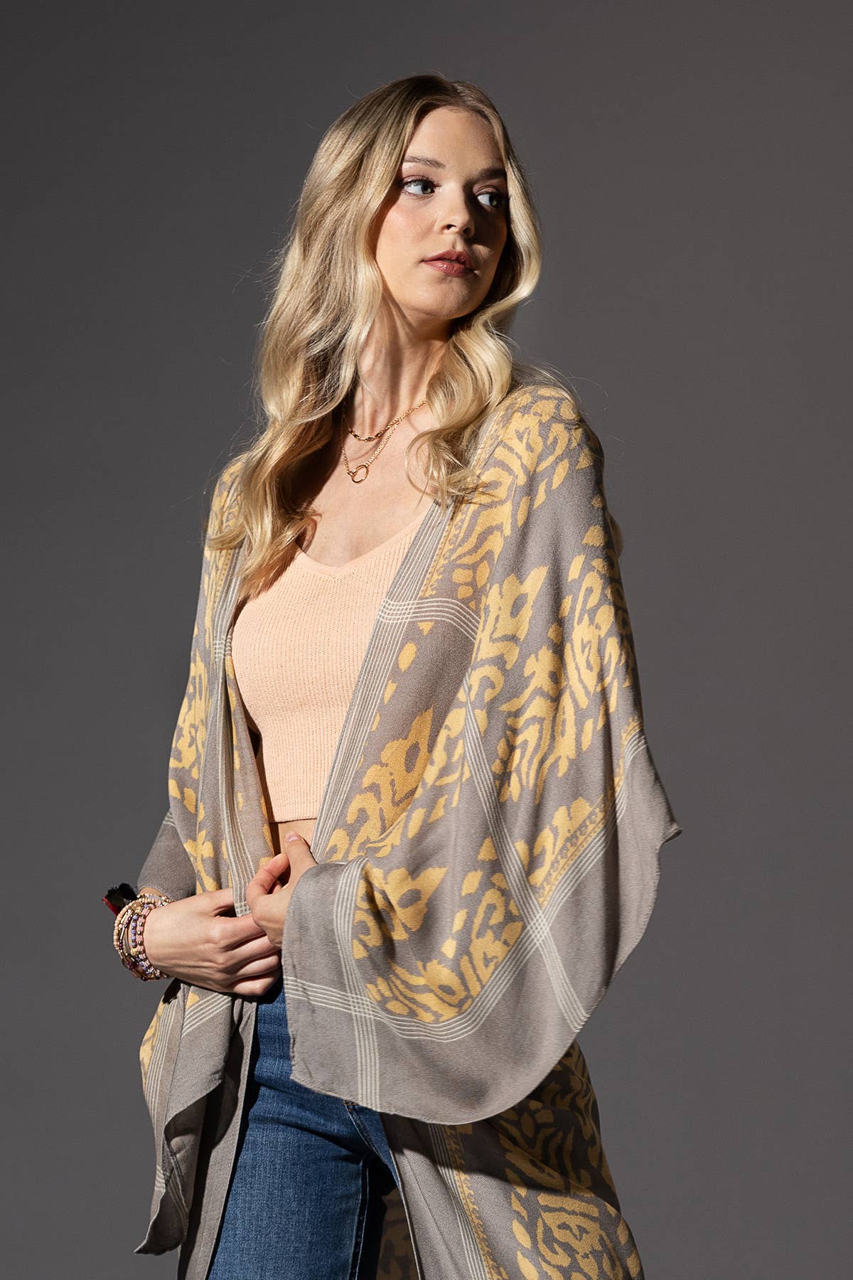 Urbanista - Damask Print Kimono with Sleeves