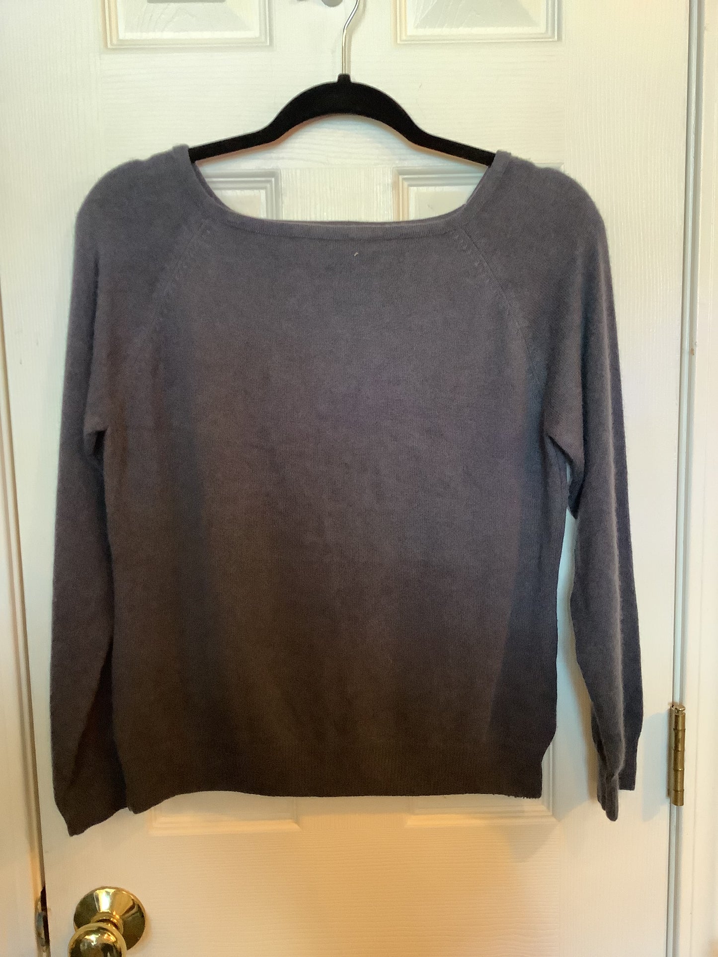 LUXIE Cashmere Grey Sweater