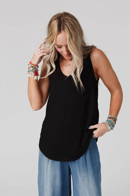 Three Bird Nest - Shelli Scoop Neck Tank Top - Black