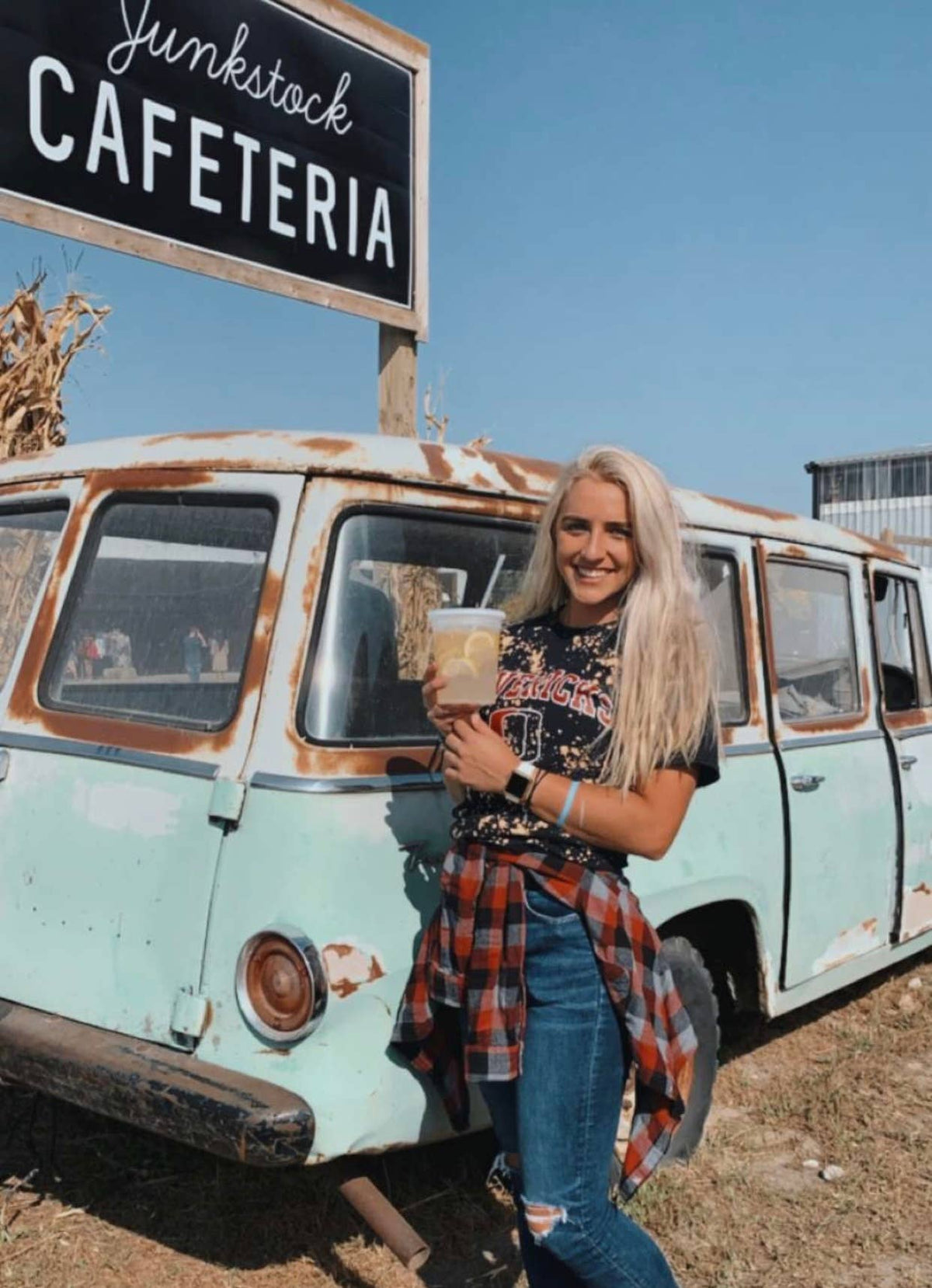 Disohrted Vintage - Bleached Flannel
