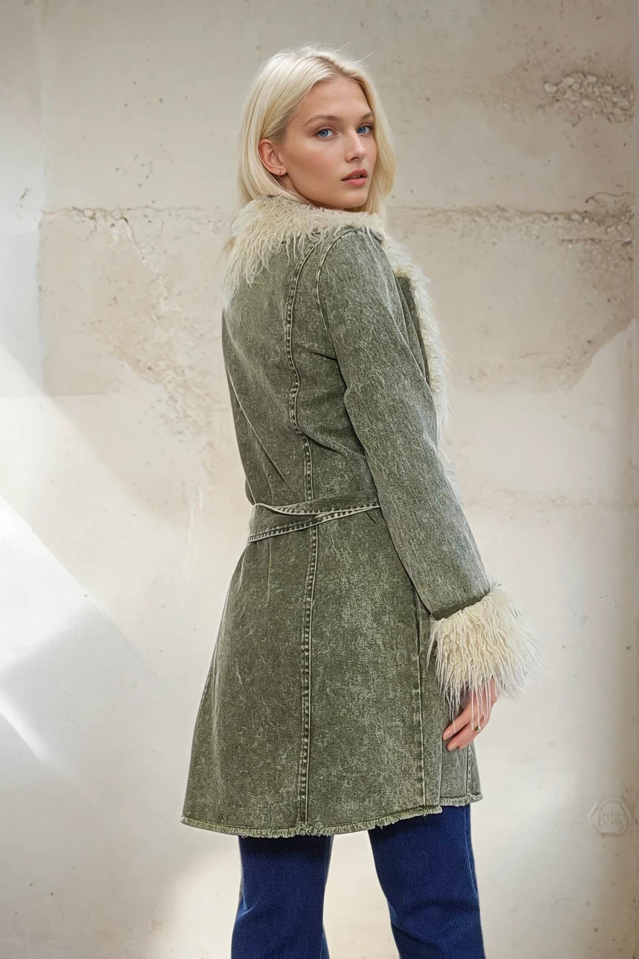 WISTERIA LANE - PENNY LANE WASHEED DENIM FUR TRXL