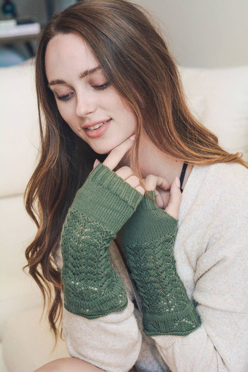 Leto Accessories - Trendy Winter Arm Warmers for Easy Texting 📱