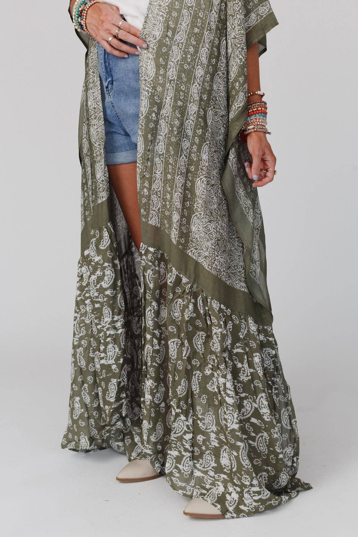 Three Bird Nest - Paisley Tapestry Free Flow Duster Kimono - Olive: OS