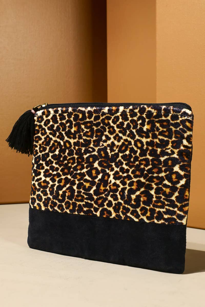 Urbanista - Velvet Leopard Pouch