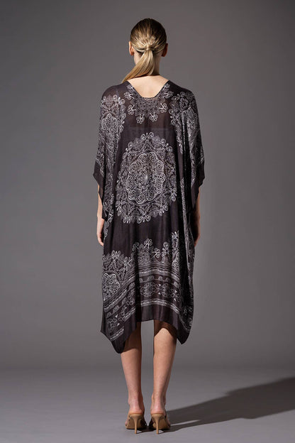 Urbanista - Ornate Mandala Kimono