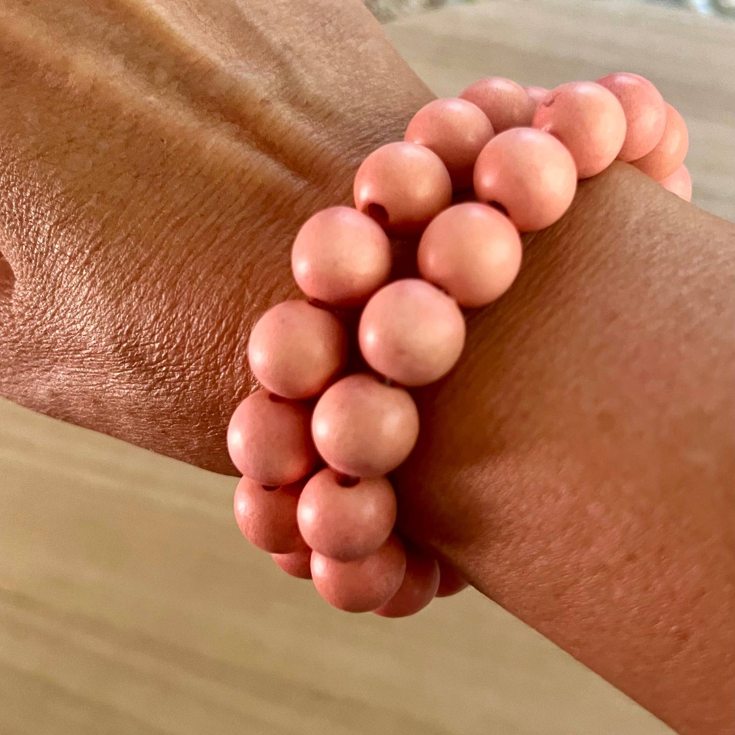 Nellie Pratt Artisan Jewelry - Charmed Life- wood shell beachy boho stretch bracelet: Light Pink