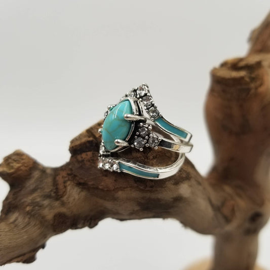 CHAKRA JEWELRY - Silver Vintage Turquoise & Diamond Ring Set Of 3: 8