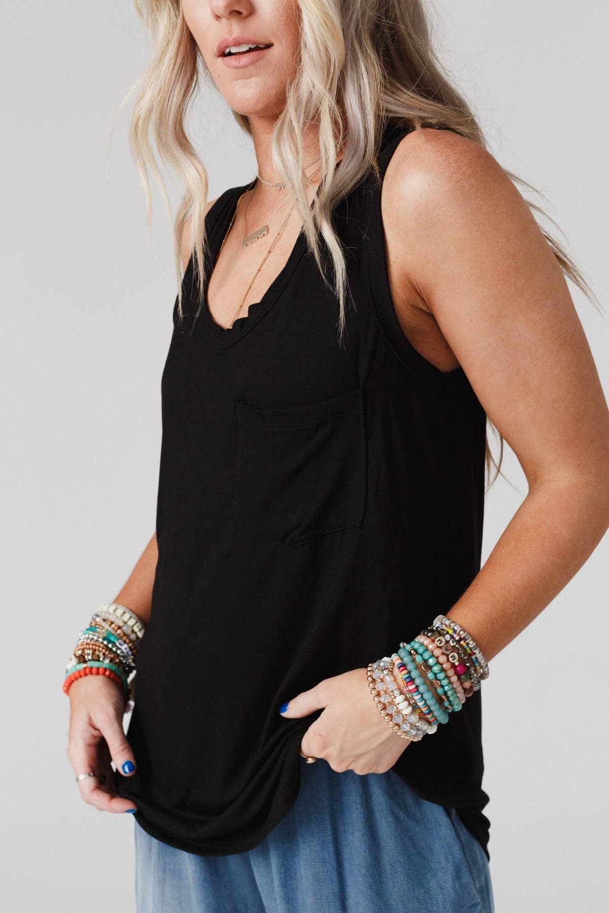 Three Bird Nest - Shelli Scoop Neck Tank Top - Black