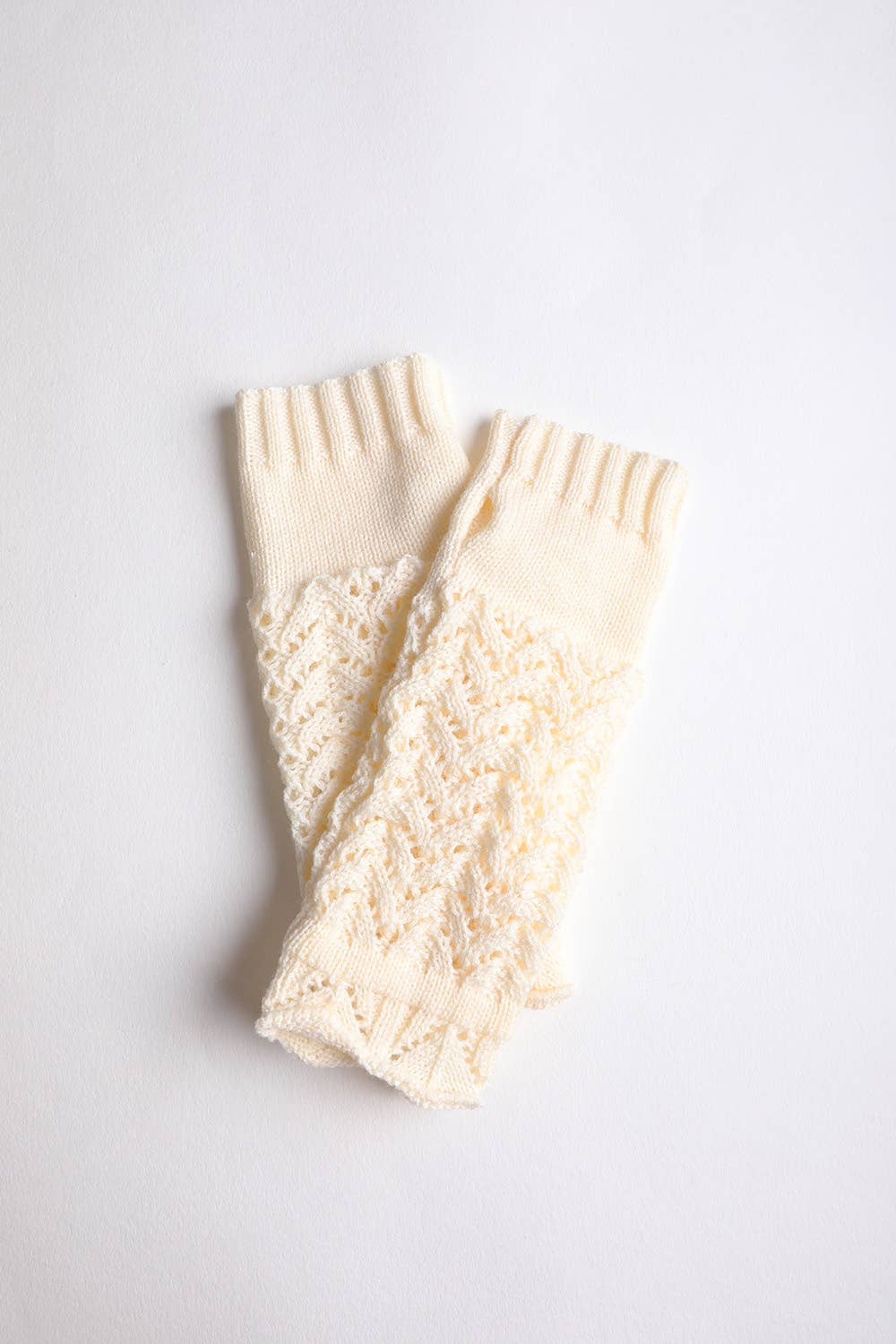 Leto Accessories - Trendy Winter Arm Warmers for Easy Texting 📱